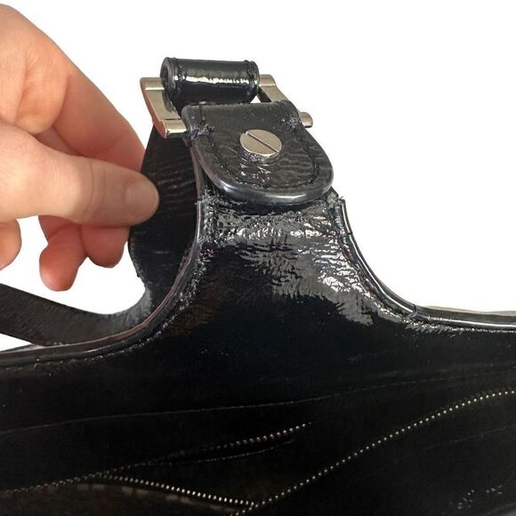 Tory Burch Bombe Leather Tote - Picture 4 of 9